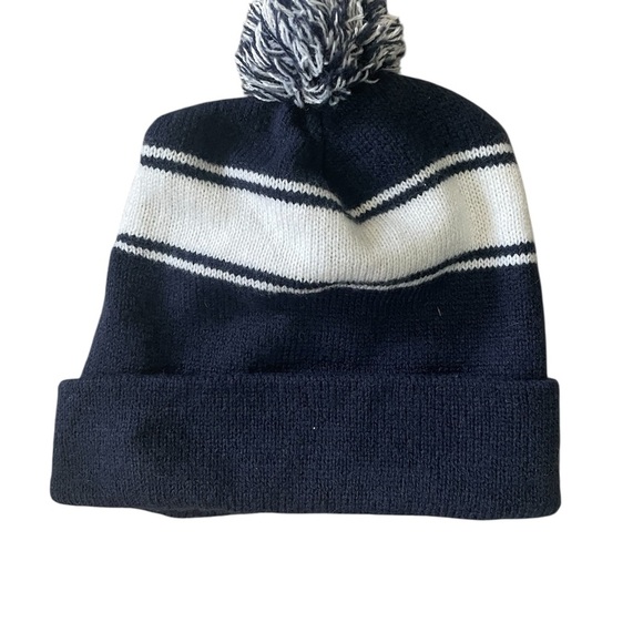 Birmingham Bulls Hockey Knit Beanie with Pom Winter Navy White Red Emblem EUC - Picture 5 of 5